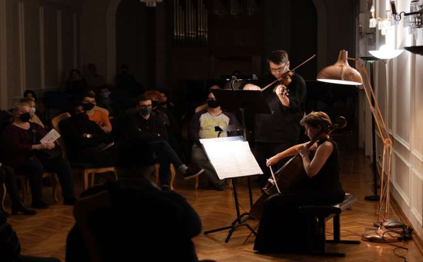 BKC: Koncert "Duo SA Sinfonietta" u izvedbi Marka Simovića i Belme Alić